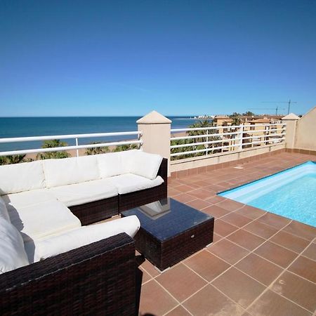 Atico Con Piscina Privada En Primera Linea Apartman Denia Kültér fotó