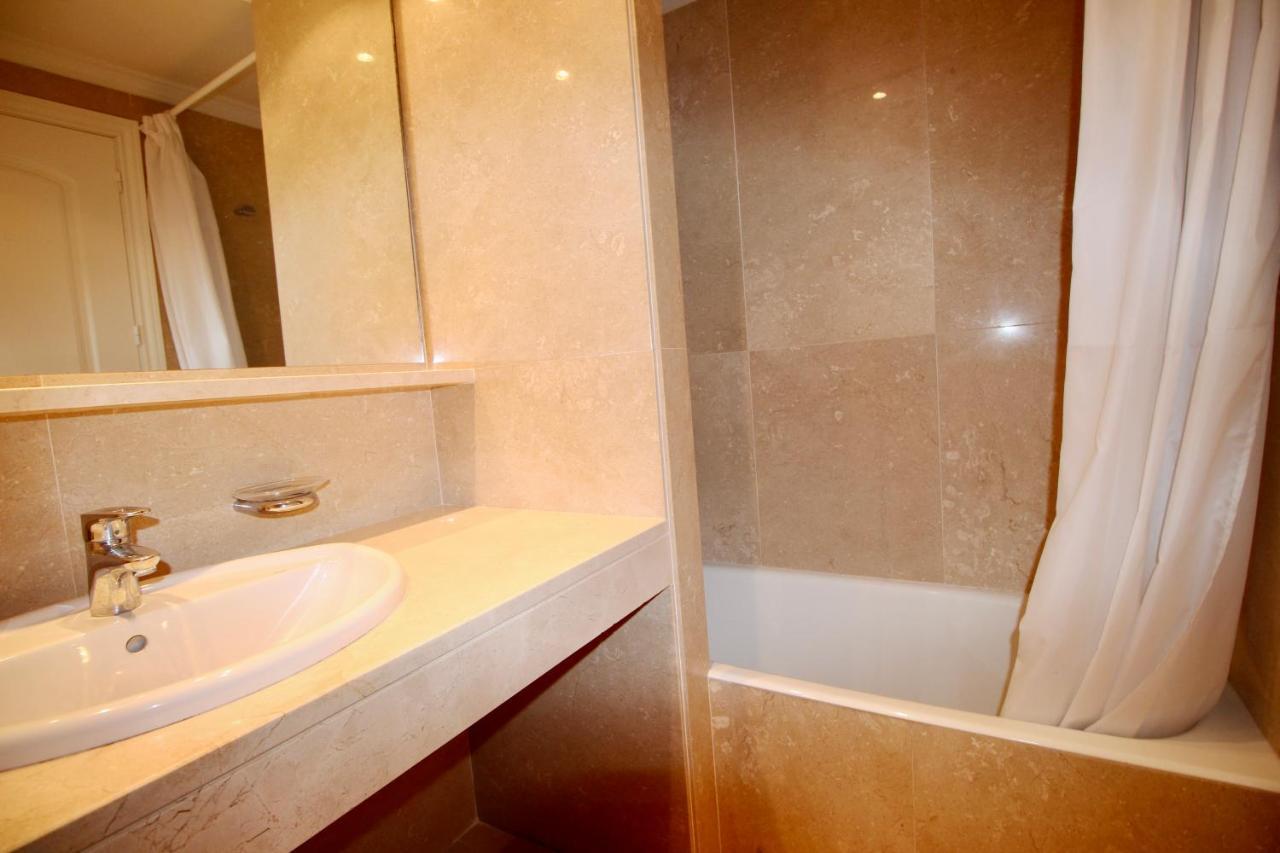 Atico Con Piscina Privada En Primera Linea Apartman Denia Szoba fotó