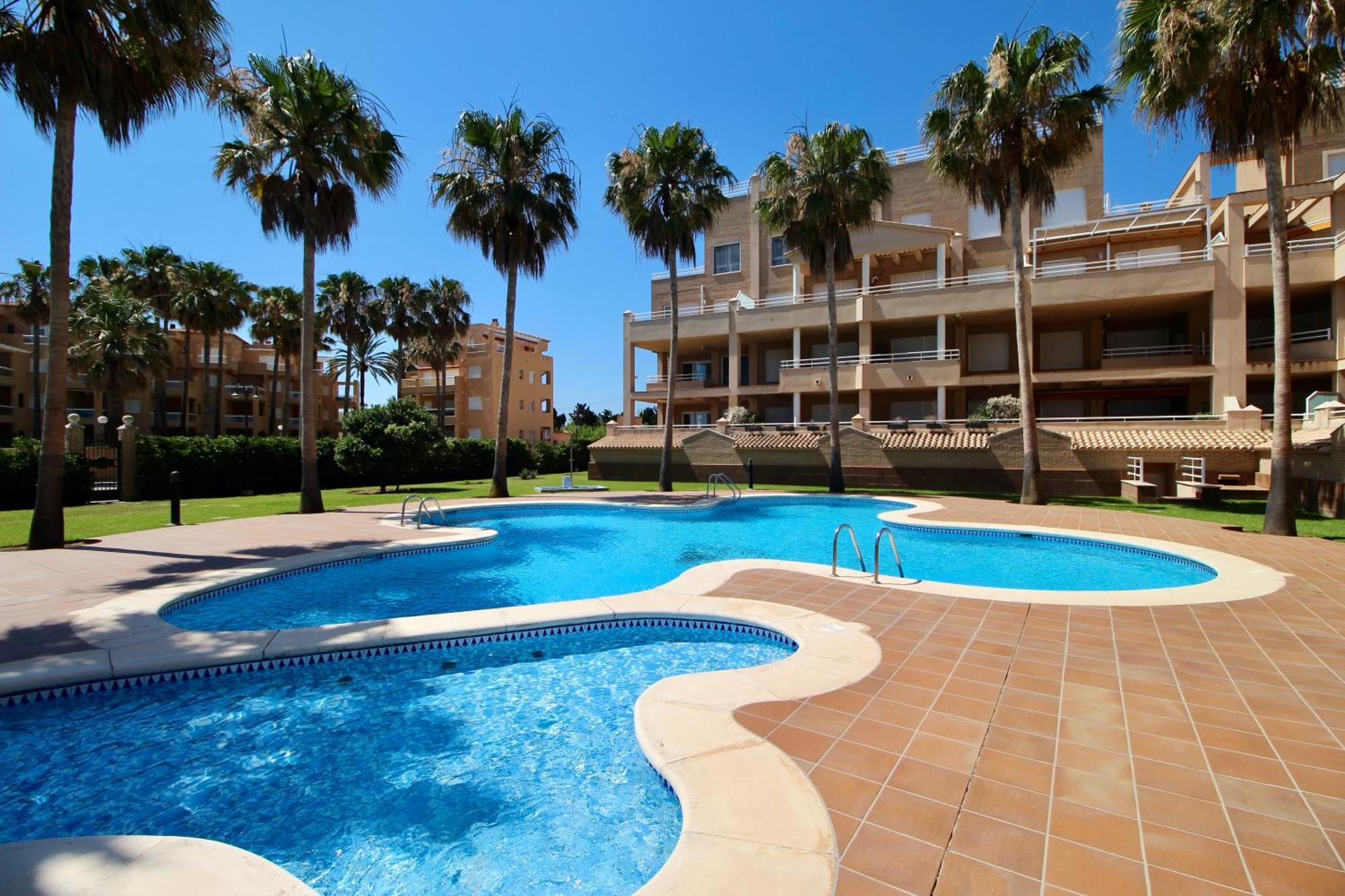 Atico Con Piscina Privada En Primera Linea Apartman Denia Szoba fotó